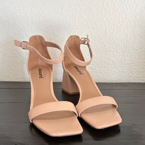 Square Toe Nude Block Heel Sandals